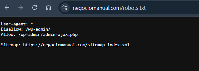 Archivo robots.txt de WordPress mostrando Disallow wp-admin y la línea Sitemap, configuración correcta que no bloquea la web